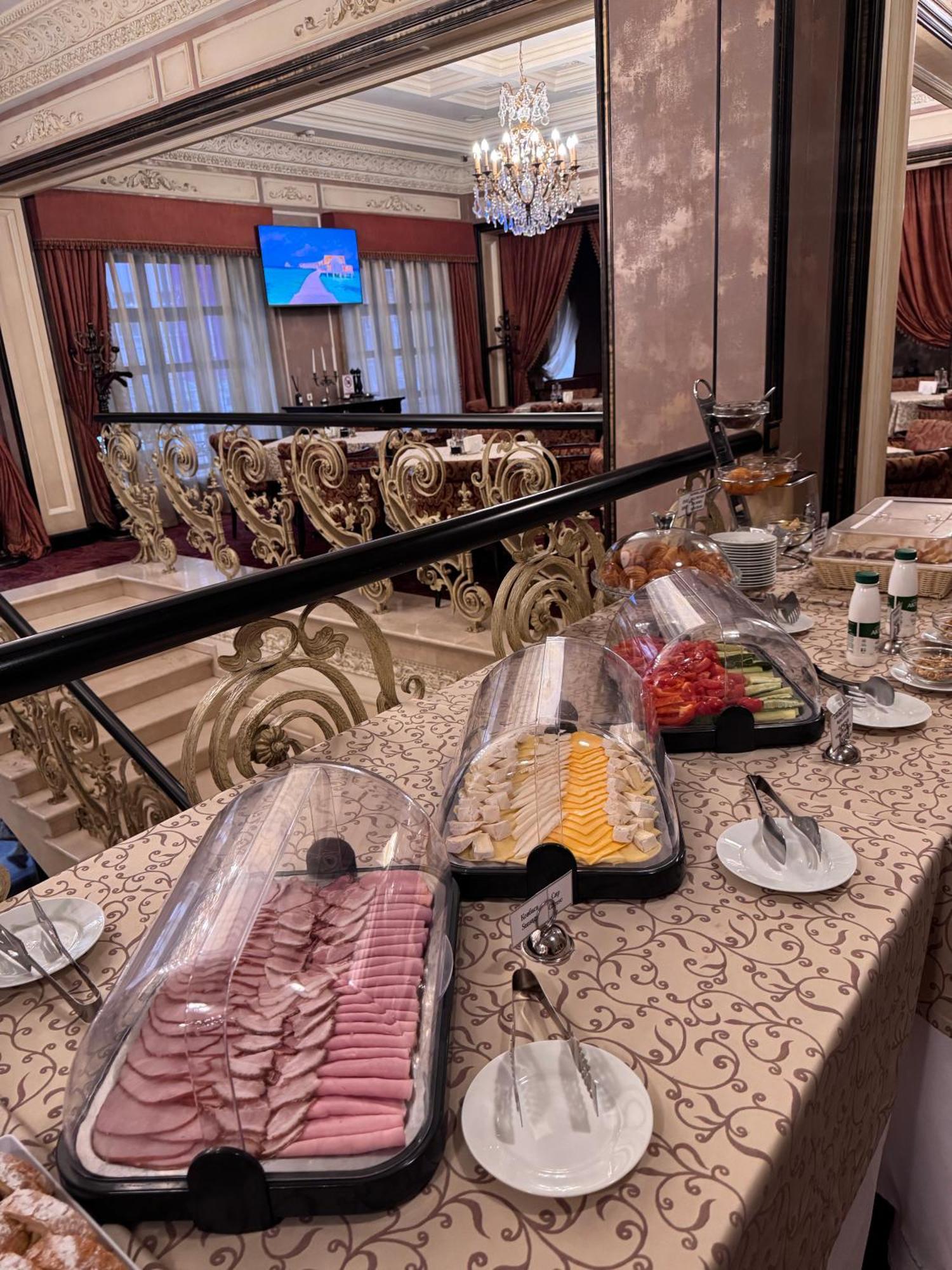 Axelhof Boutique Hotel ドニプロペトロウシク エクステリア 写真